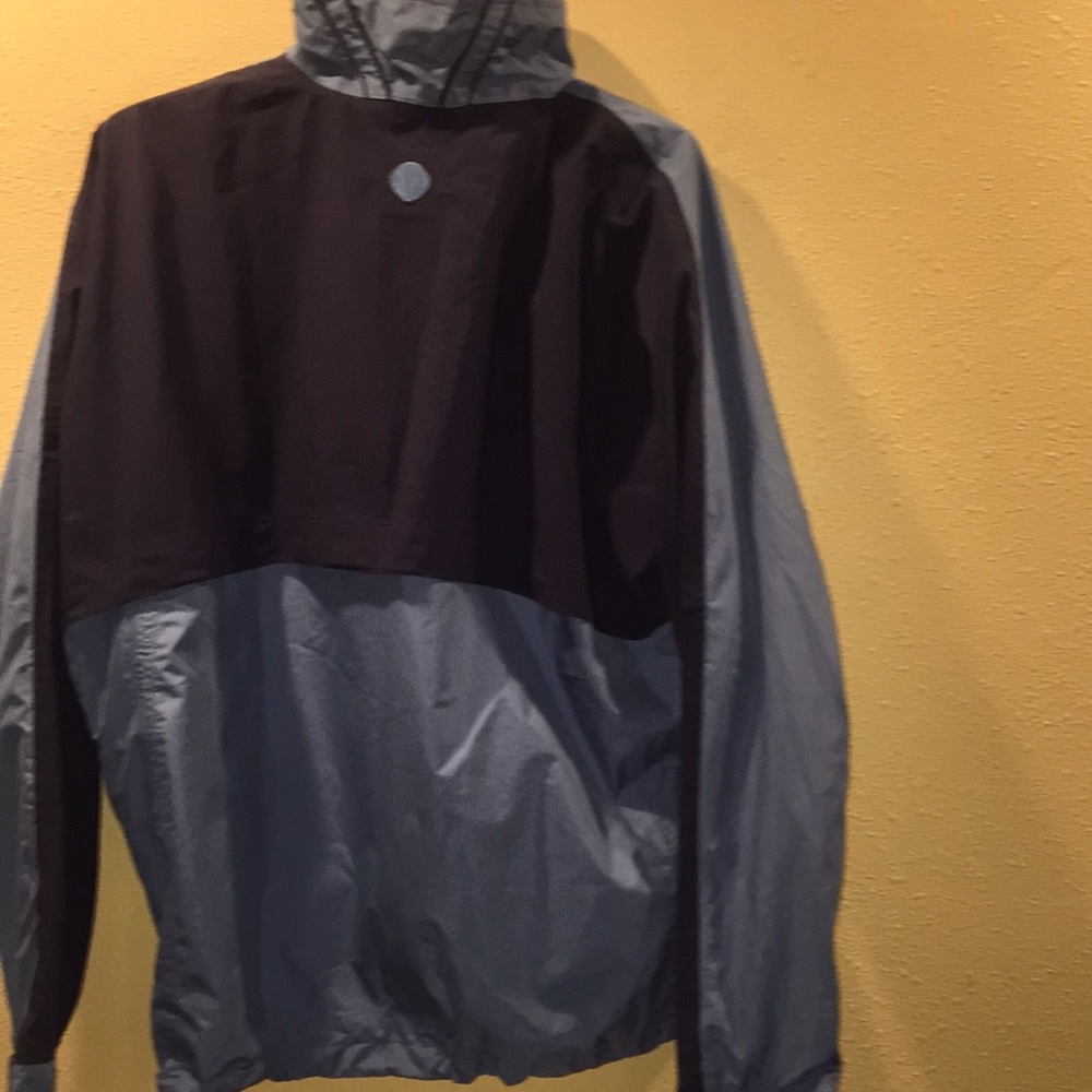 Sunice Windbreaker Light Jacket - image 2